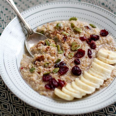 5-minute-spiced-quinoa-coconut-porridge-happy image