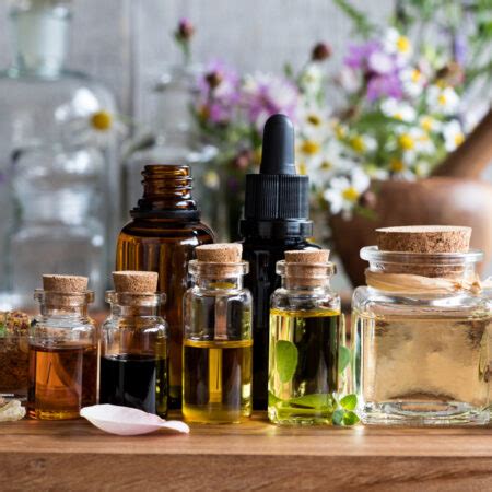 5-essential-oil-perfume-recipes-to-make-you-smell image