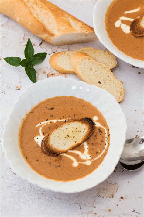 creamy-roasted-heirloom-tomato-soup-whole-food image