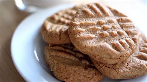 low-calorie-cookie-recipes-myrecipes image