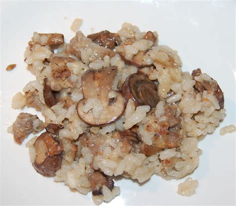 sausage-and-mushroom-risotto-stolenrecipesnet image