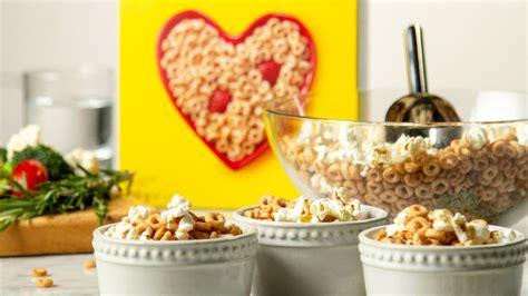 cheerios-savoury-snack-mix image