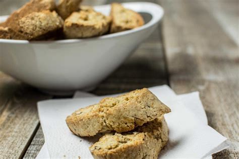 honey-lavender-biscotti-recipe-recipesnet image
