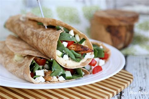mediterranean-grilled-chicken-wrap-recipe-and-eating image