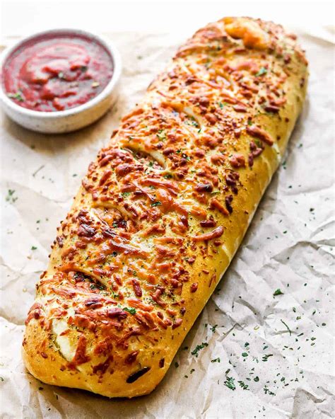 ultimate-deluxe-stromboli-the-chunky-chef image