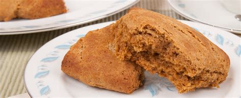 homemade-gingerbread-scones-italian image