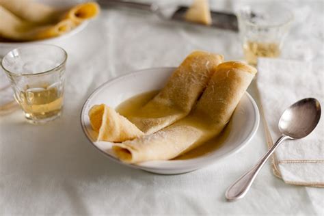 crespelle-in-brodo-recipe-great-italian-chefs image