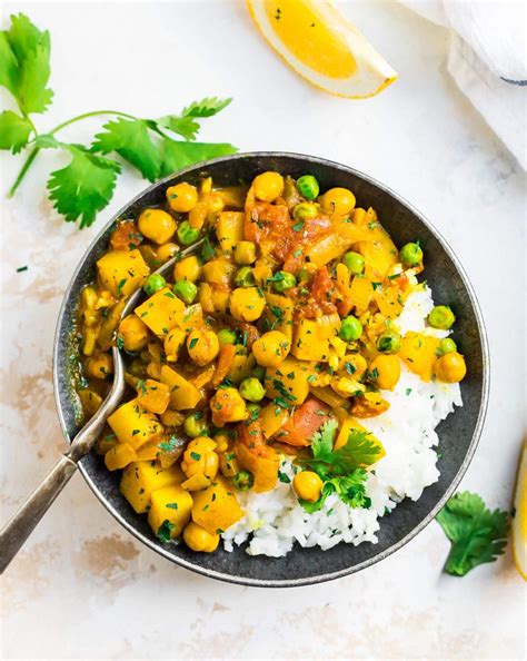 potato-curry-easy-one-pot-recipe-wellplatedcom image