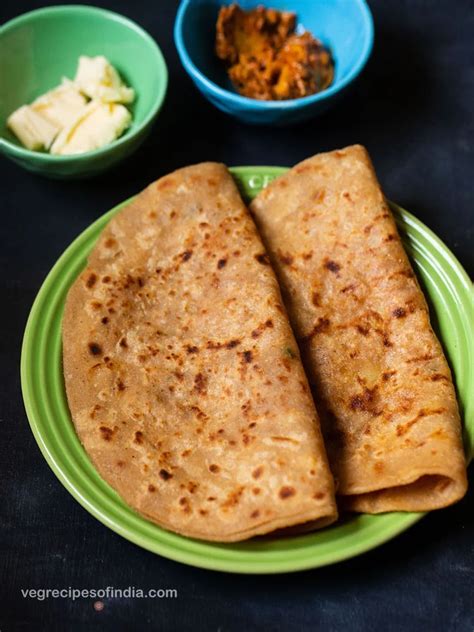 classic-aloo-paratha-recipe-punjabi-aloo-ka-paratha image