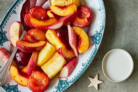 hot-baked-fruit-salad-recipe-healthy-magazine-food image