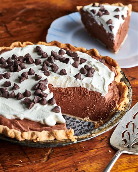 how-to-make-the-easiest-chocolate-pie-kitchn image