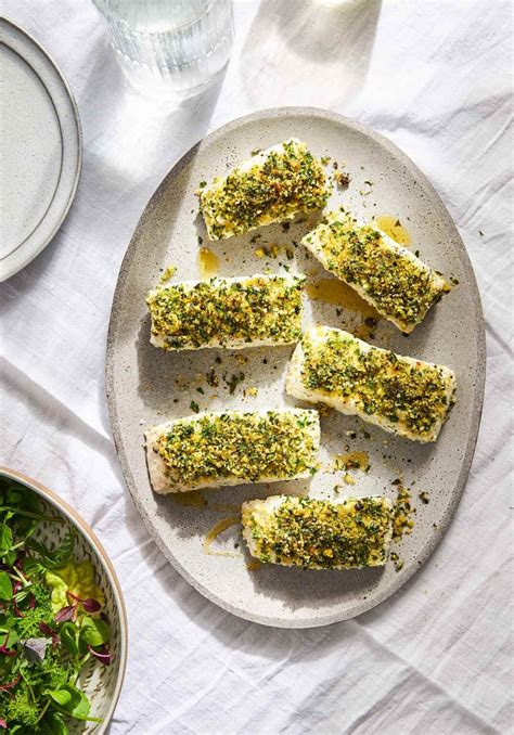 quick-baked-fish-with-bread-crumbs-and-herbs-leites image