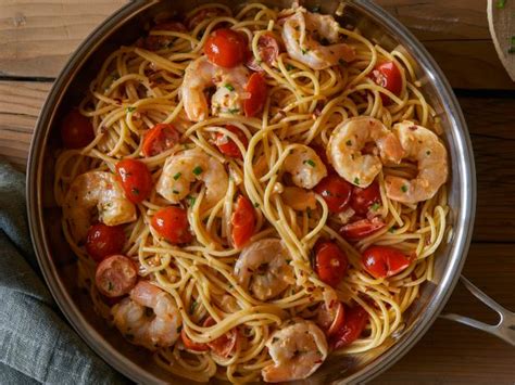 shrimp-scampi-with-cherry-tomatoes-recipe-cooking image