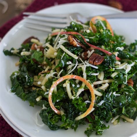 spiralized-apple-kale-and-cheddar-salad image