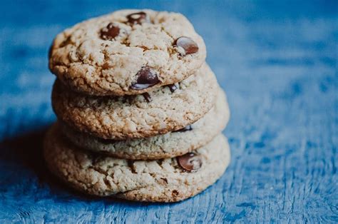 gluten-free-vegan-chocolate-chip-cookies-moon-and image