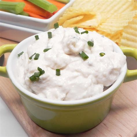5-french-onion-dip-recipes-that-are-full-of-flavor image