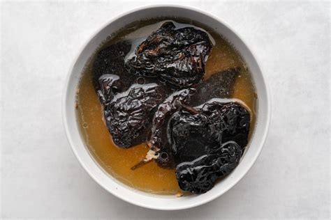 sinaloan-pork-in-chile-sauce-chilorio-recipe-the image