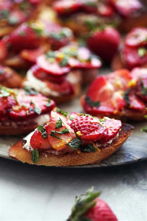 balsamic-strawberry-ricotta-crostini-yay-for-food image
