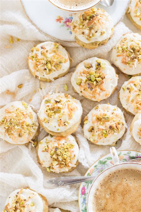 pistachio-coconut-amish-sugar-cookies-the-gold-lining image