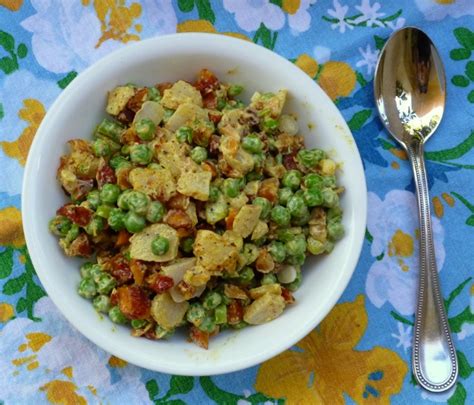 cold-pea-salad-recipe-shockingly-delicious image