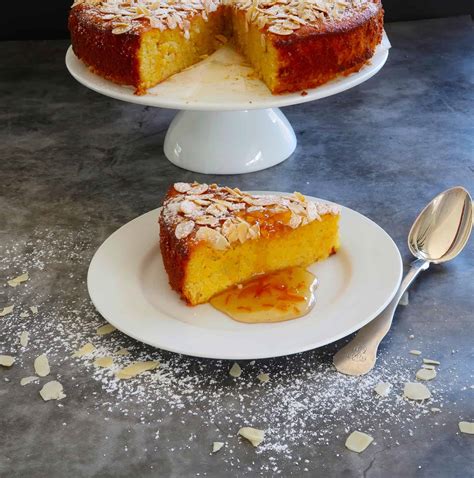 moist-orange-and-almond-cake-flourless image