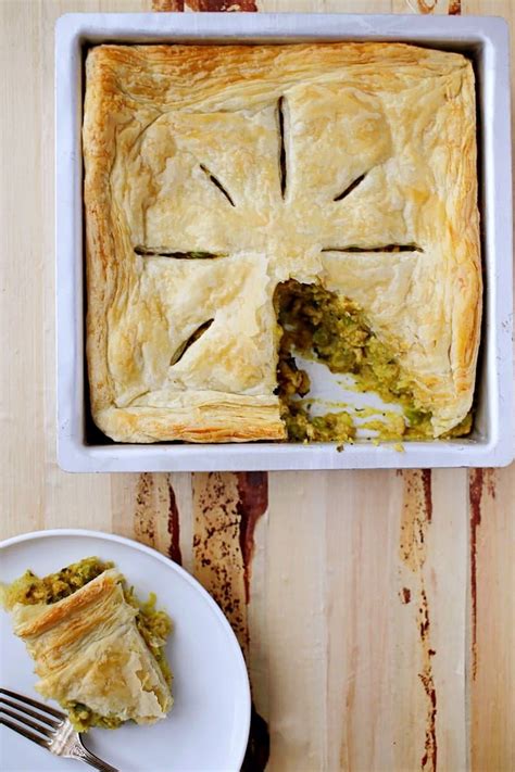 homemade-samosa-pie-foodess image