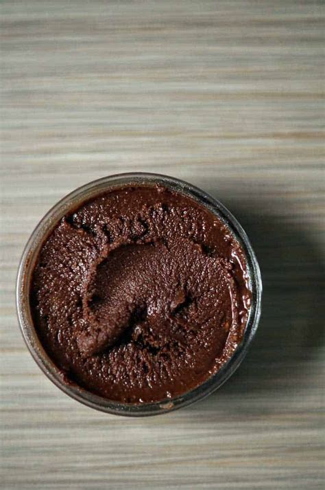 dark-chocolate-hazelnut-butter-smart-nutrition-with image