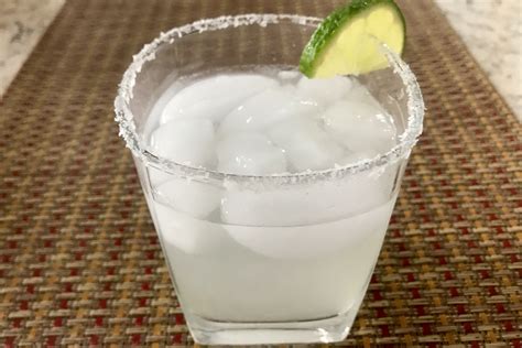 pure-mexican-margarita-recipe-made-with-just-3 image