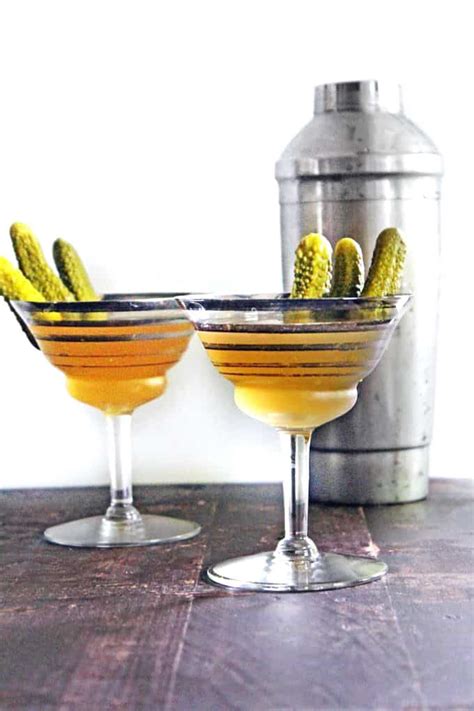 dill-pickle-martini-recipe-a-cocktail-for-pickle image
