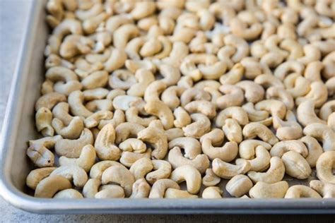 how-to-roast-cashews-culinary-hill image