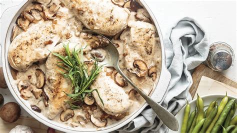 creamy-mushroom-tarragon-chicken-recipe-clean image