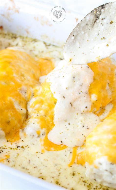 mouthwatering-creamy-garlic-chicken-with-cheesy-topping image