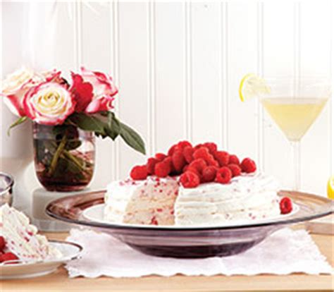 frozen-raspberry-meringue-cake-chatelaine image