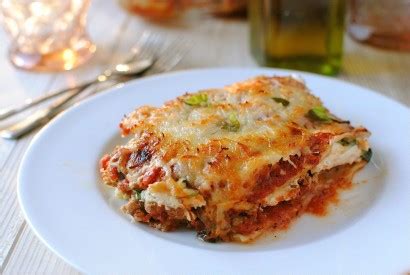 turkey-mushroom-and-spinach-lasagna-tasty image