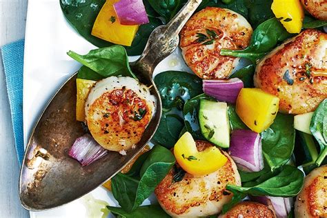 scallop-sweet-pepper-and-zucchini-salad-canadian-living image