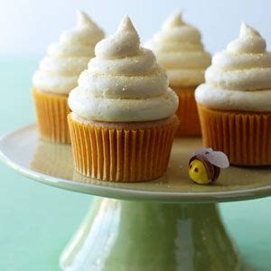 lemon-honey-cupcakes image
