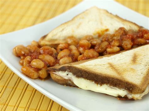 baked-bean-sandwich-traditional-sandwich-from image