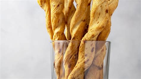 2-ingredient-puff-pastry-parmesan-breadsticks-sunny image