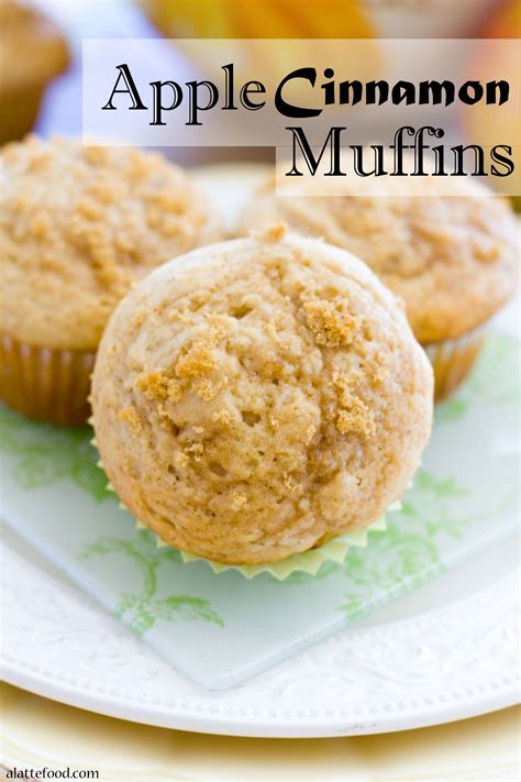 apple-cinnamon-muffins-with-crumb-cake-topping-a image