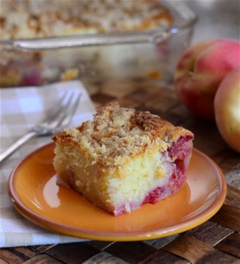 peach-raspberry-buckle-baking-bites image