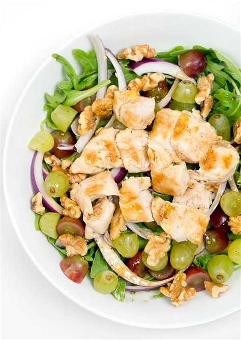 grilled-chicken-arugula-salad-delicious-meets-healthy image