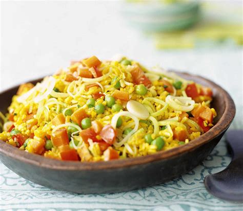 moroccan-saffron-rice-pilaf-recipe-with-vegetables-the image
