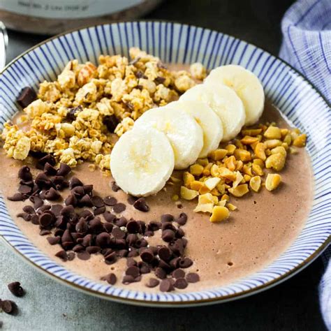 chocolate-protein-peanut-butter-smoothie-bowl image