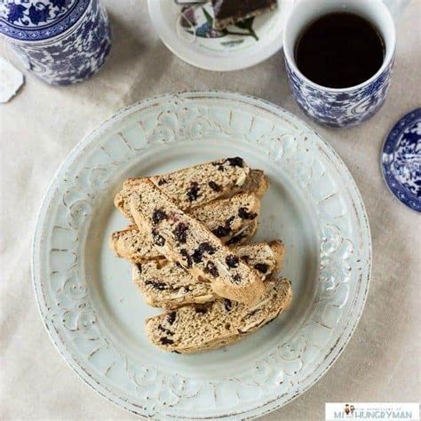 almond-blueberry-biscotti-mj-and-hungryman image