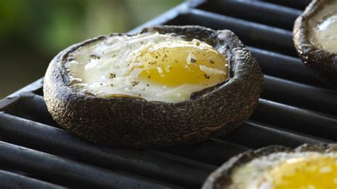 grilled-eggs-in-portobello-mushrooms-recipe-get image