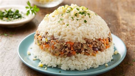 arroz-tapado-recipe-tablespooncom image