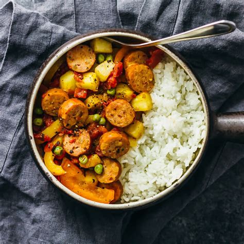 hawaiian-sausage-and-peppers-with-rice-savory-tooth image