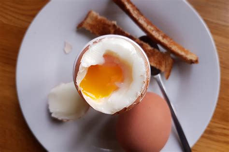 how-to-cook-a-perfect-soft-boiled-egg image