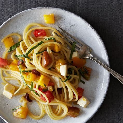 summer-raw-pasta-sauce-with-spaghetti-recipe-on image