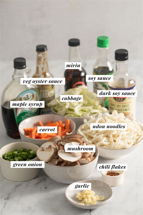 yaki-udon-recipe-quick-easy-vegan-udon-noodle image